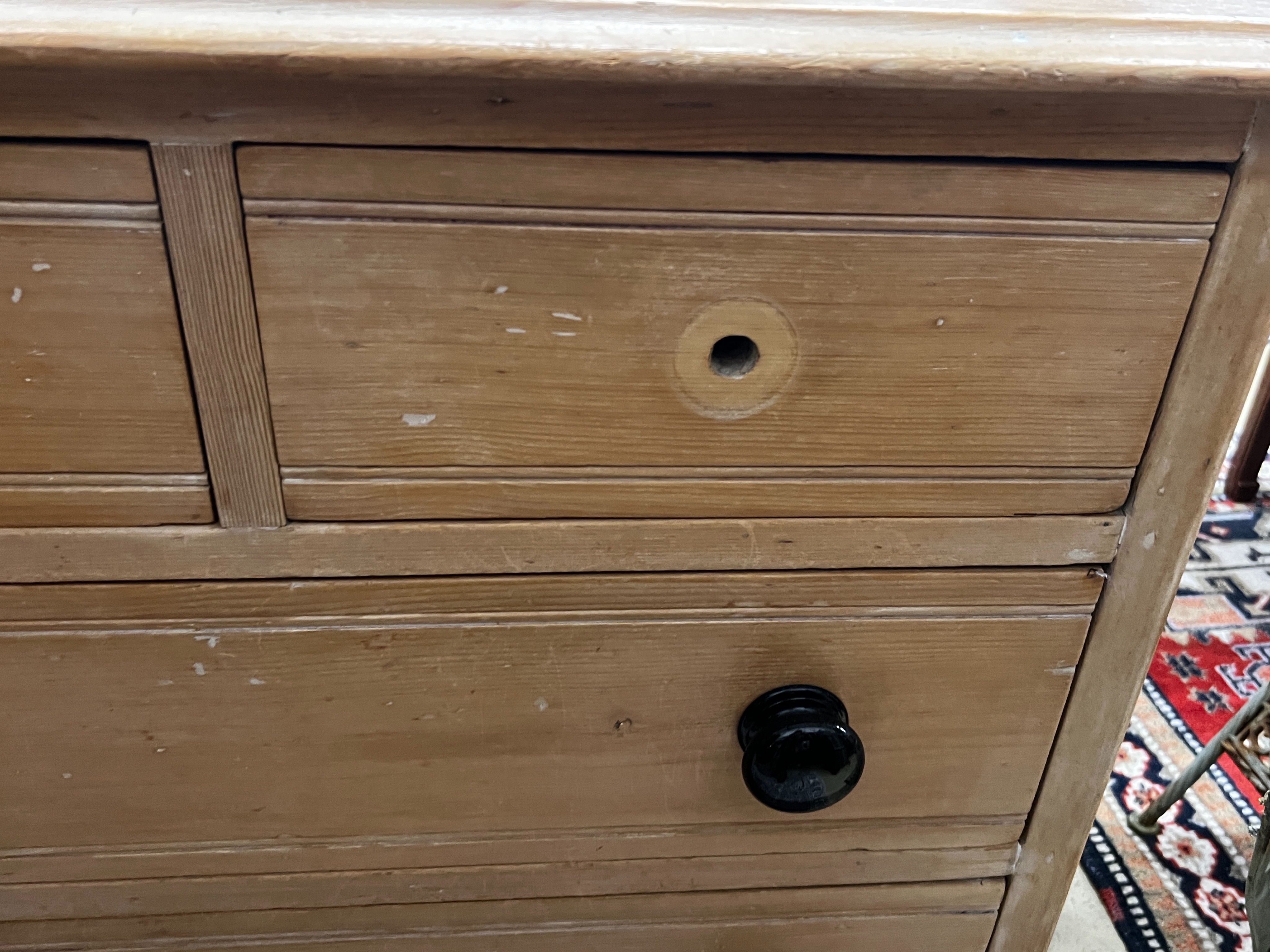 A Victorian small pine chest of five drawers, width 82cm, depth 42cm, height 91cm